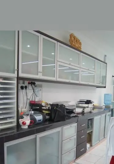 Kitchen Cabinet
