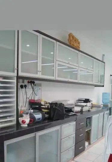 Kitchen Cabinet